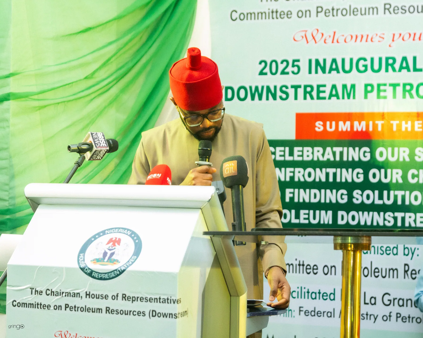 Dignitaries exchanging handshakes at the 2025 Downstream Week high table (Day 1)